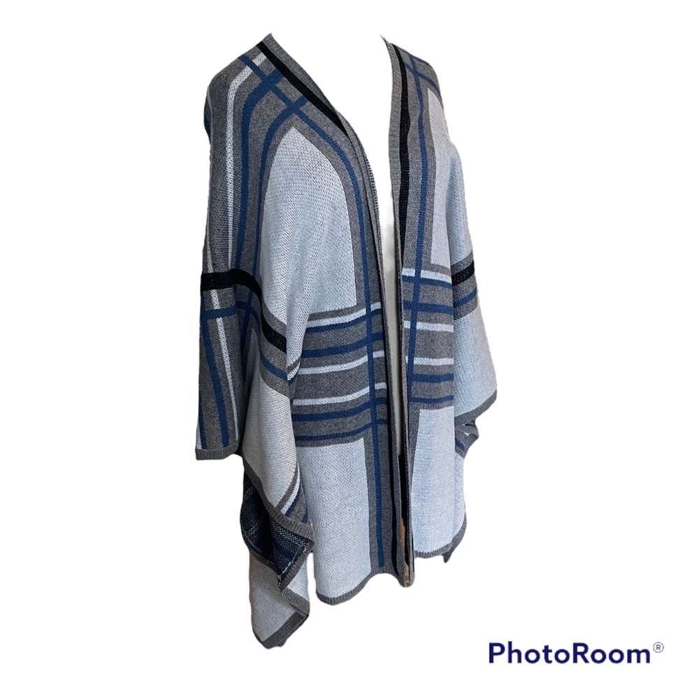 Skies are Blue Malaya Poncho Cardigan | Stitch Fix